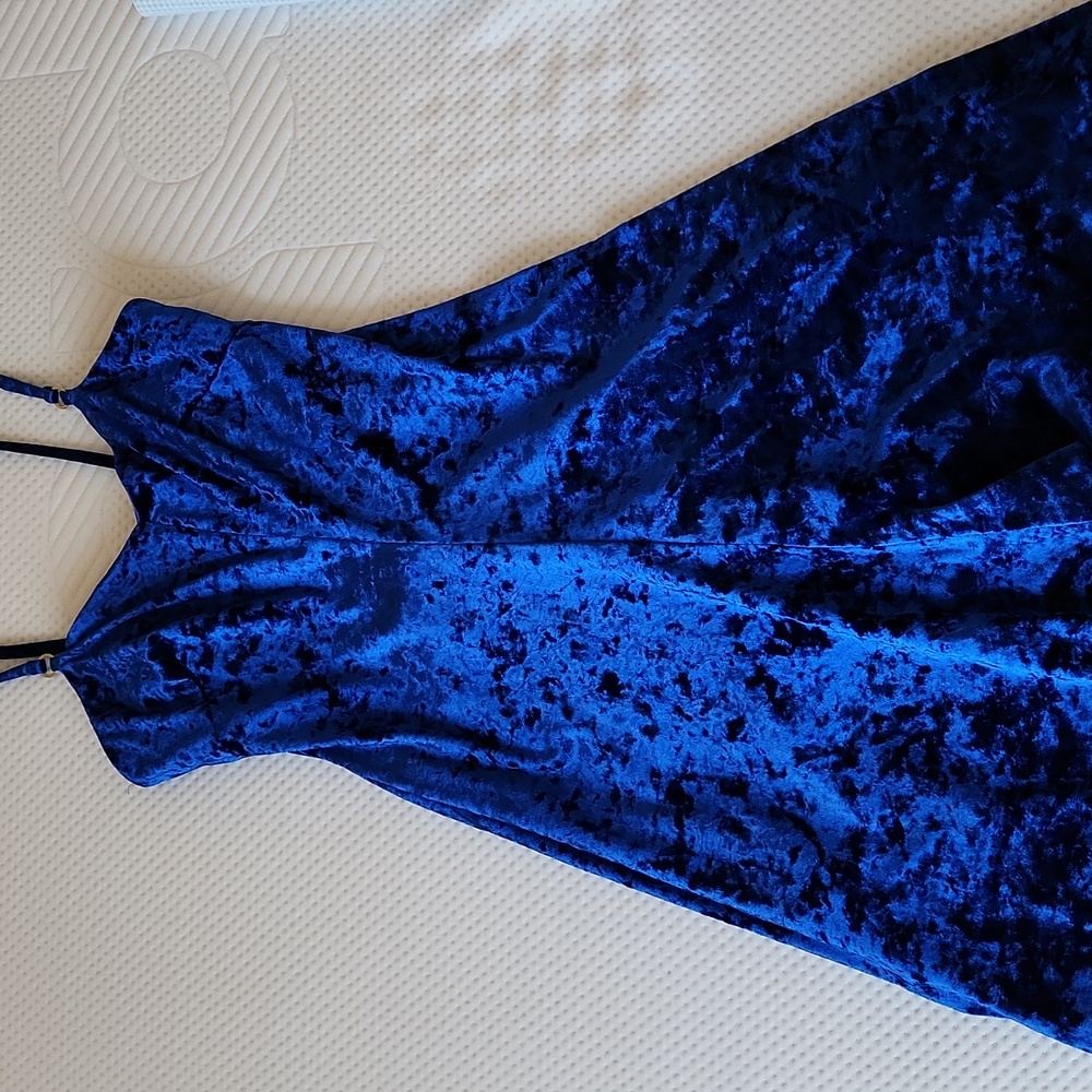 Blue Flowy Velvet Spaghetti Strap Dress